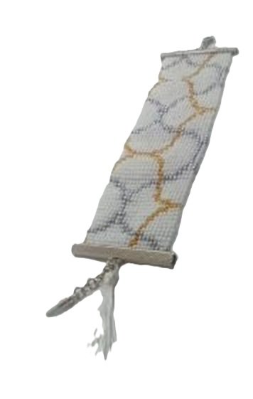 Pulsera onda dorada metal y borlas 1