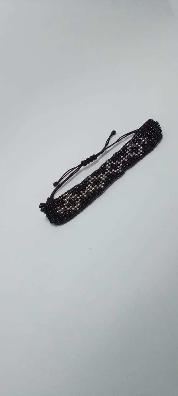 Pulsera Destino París, Elegancia geométrica con espíritu viajero 6